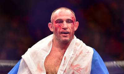 Видео боя: Марк Хант против Алексея Олейника (UFC Fight Night 136)