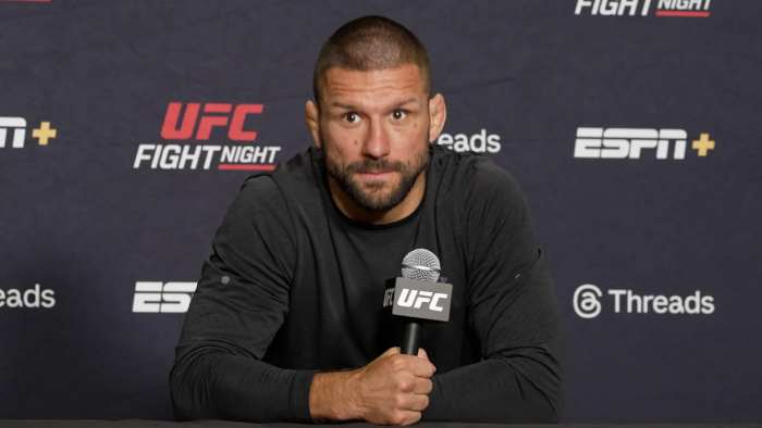 Матеуш Гамрот объяснил, почему принял бой против бойца не из рейтинга UFC Матеуш Гамрот объяснил, почему принял бой против бойца не из рейтинга UFC
