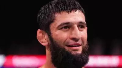 Хамзат Чимаев получил совет от бывшего чемпиона перед UFC 319