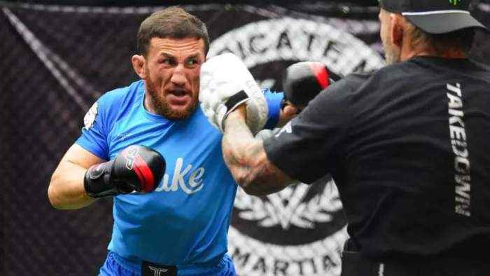 Мераб Двалишвили рассказал, чего ждет от боя против Кори Сэндхагена