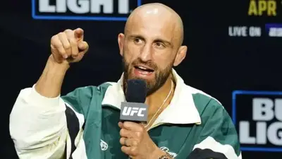 Волкановски хочет стать чемпионом в легком весе: Я реалист и реально смотрю на вещи