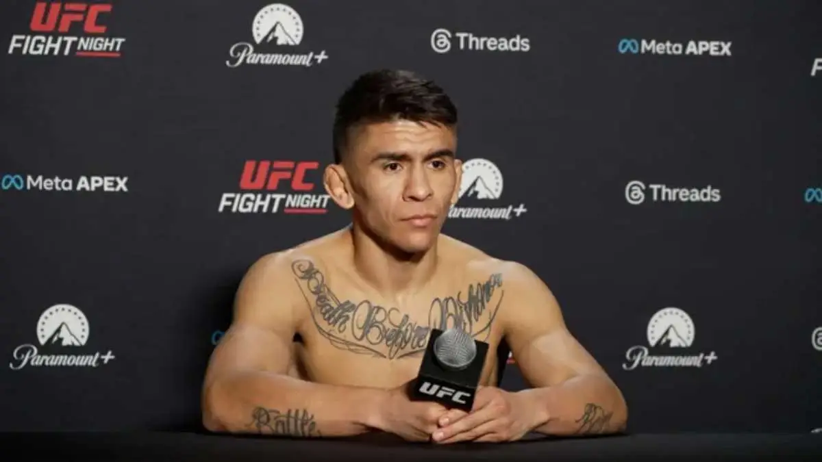 Марио Баутиста бросил вызов для реванша против Кори Сэндхагена