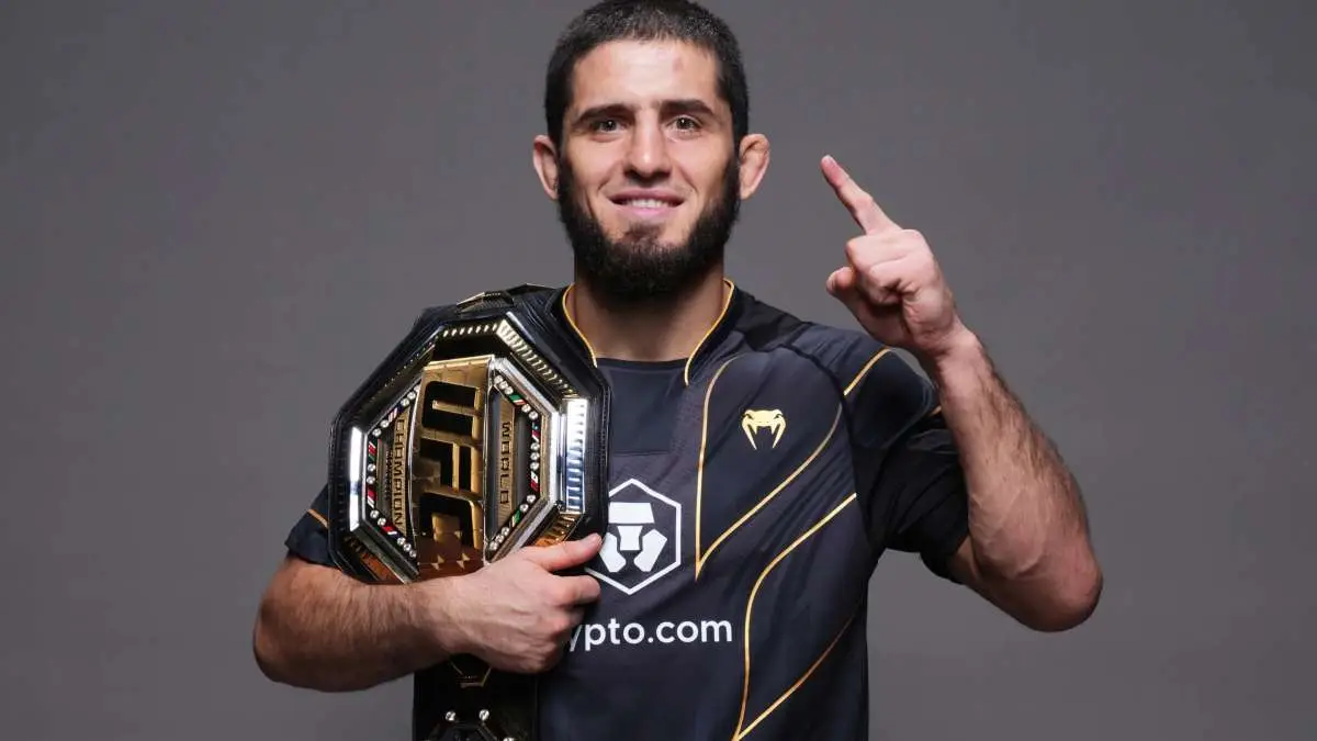 Джон Джонс оставил прогноз на бой Махачев - Гарри на UFC 330