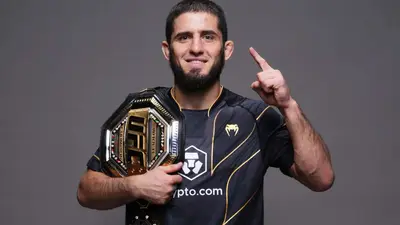 Джон Джонс оставил прогноз на бой Махачев - Гарри на UFC 330