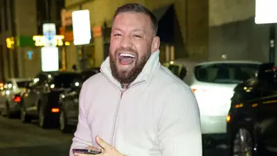 Макгрегор пообещал нокаутировать Холлоуэя на UFC 329