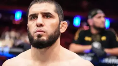 Кейн Веласкес сделал прогноз на будущее Ислама Махачева в UFC