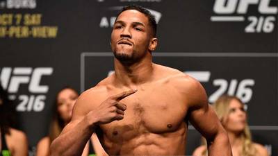 Бой Кевина Ли против Чарльза Оливейры готовят на хедлайн UFC Fight Night 170