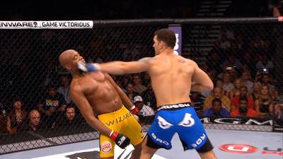 Видео: Подборка самых неожиданных титульных побед аутсайдеров в UFC