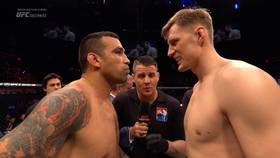 Видео боя UFC Fight Night 127: Александр Волков - Фабрисио Вердум