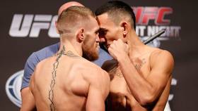 Видео боя: Макс Холлоуэй - Конор Макгрегор (UFC Fight Night 26)