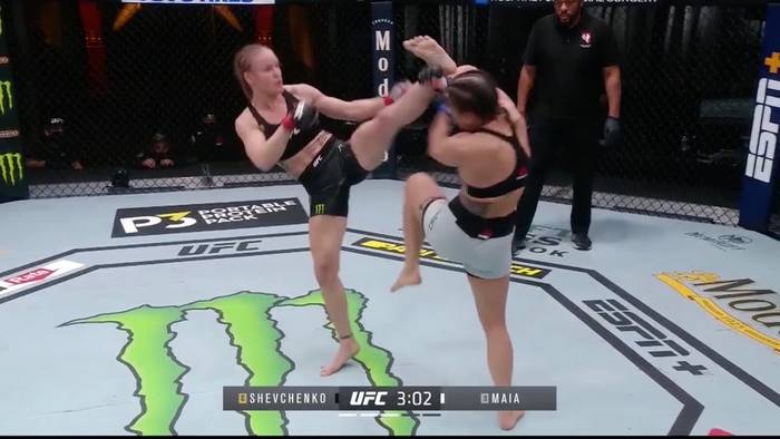 UFC 255 хайлайты и видео лучших моментов