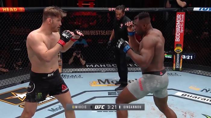 UFC 260 хайлайты и лучшие моменты турнира (видео)