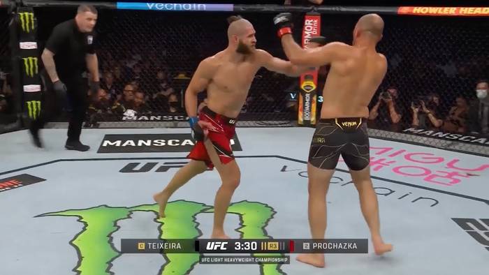 UFC 275 хайлайты и лучшие моменты турнира (видео)