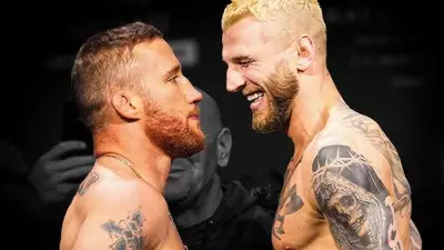 Дэн Хукер снялся с боя против Джастина Гейджи на UFC 313