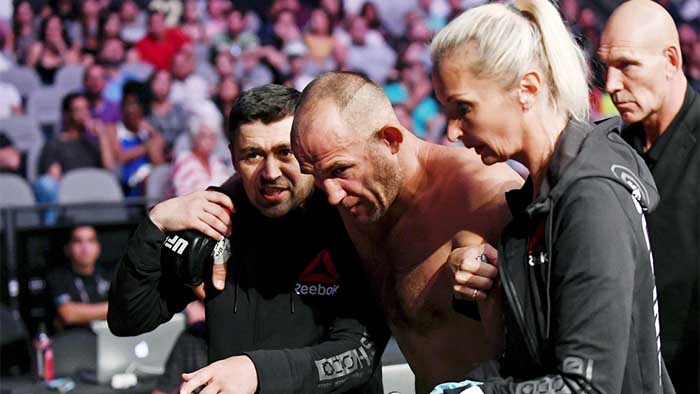 Бонусы UFC on ESPN 4: Алексей Олейник - Уолт Харрис