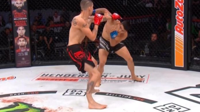 Видео: Боец Bellator получил ужасный перелом ноги во время боя
